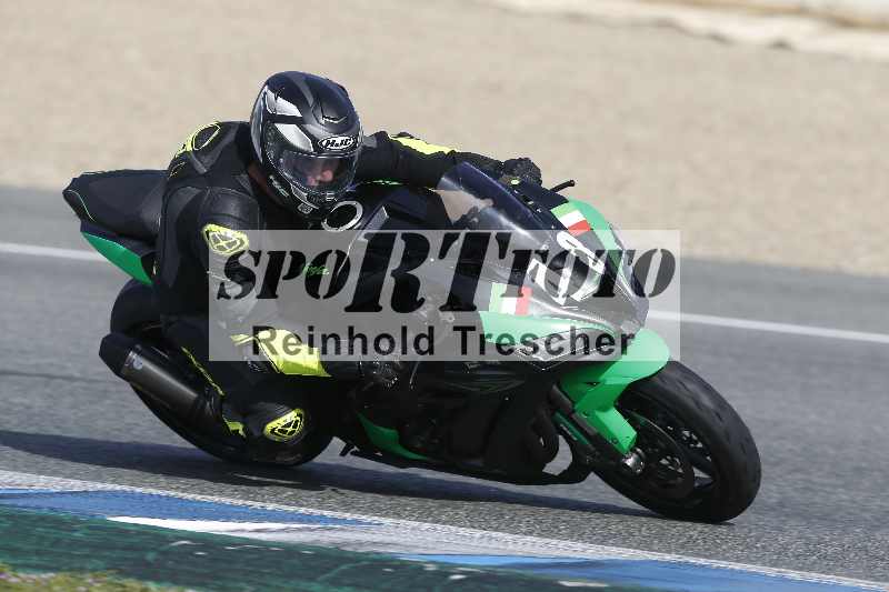 /Archiv-2024/01 26.-28.01.2024 Moto Center Thun Jerez/Gruppe gruen-green/48